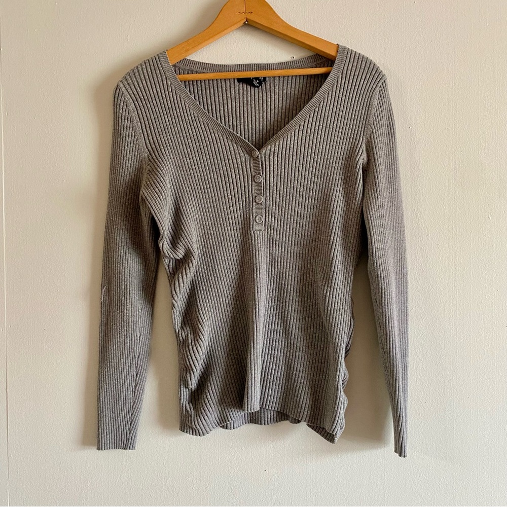 Women’s Ana Brand Gray Sweater